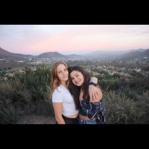 Meet your Posher, Hailey